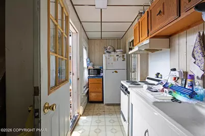  400 Washington Street, Pottsville, PA 17901 - Photo 25