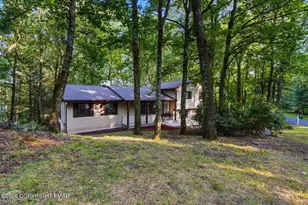 516 Black Oak Dr, Tannersville, PA 18372 - Photo 1