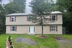 9541 Jasmine Dr, Tobyhanna, PA 18466 - Photo 3