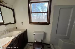 1189 Fox Trail, Tobyhanna, PA 18326 - Photo 13