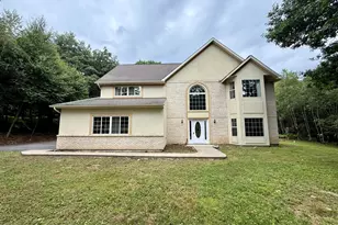3116 Mountain Terrace Dr, Blakeslee, PA 18610 - Photo 1