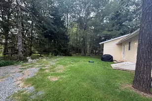 123 Stillwater Dr, Pocono Summit, PA 18346 - Photo 17