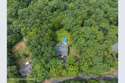  3638 Bristol Circle, East Stroudsburg, PA 18302 - Photo 5