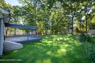 513 Gandolf Rd, Tamiment, PA 18371 - Photo 25