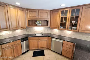 201 Garfield Ln, East Stroudsburg, PA 18301 - Photo 13