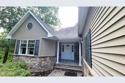  201 Garfield Lane, East Stroudsburg, PA 18301 - Photo 3