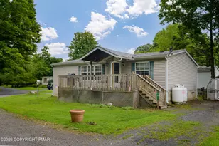161 Buttonwood Ct, East Stroudsburg, PA 18301 - Photo 1