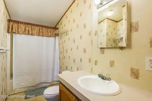 161 Buttonwood Ct, East Stroudsburg, PA 18301 - Photo 17