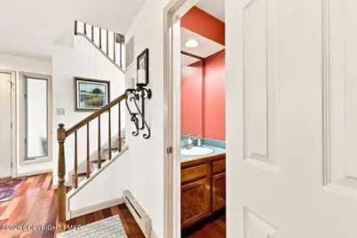  102 Fox Run, Buck Hill Falls, PA 18323 - Photo 35