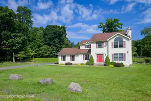 263 Waverly Dr, East Stroudsburg, PA 18302 - Photo 3