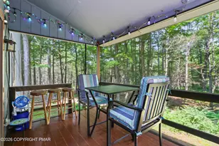 1022 Hilltop Dr, Newfoundland, PA 18445 - Photo 5