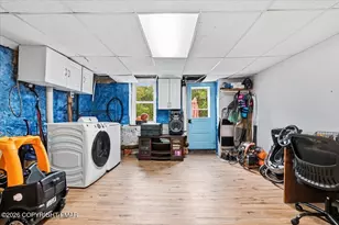 319 N 4th St, Bangor, PA 18013 - Photo 27