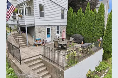  319 N 4th Street, Bangor, PA 18013 - Photo 29