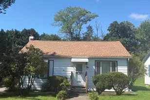807 Flagler St, Stroudsburg, PA 18360 - Photo 1