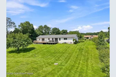  114 Amy Lane, Brodheadsville, PA 18322 - Photo 3
