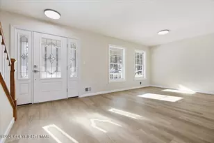 5124 Hickory Ln, East Stroudsburg, PA 18302 - Photo 11