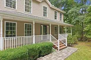 5124 Hickory Ln, East Stroudsburg, PA 18302 - Photo 3