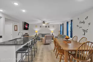 909 Oak St, Jim Thorpe, PA 18229 - Photo 5