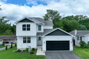 909 Oak St, Jim Thorpe, PA 18229 - Photo 1