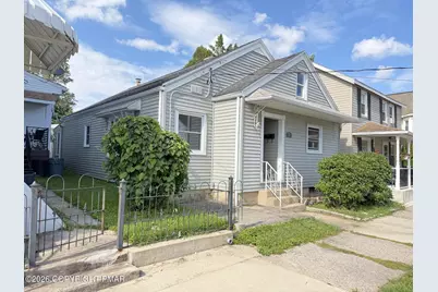  8 E Holland Street, Summit Hill, PA 18250 - Photo 1