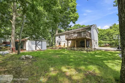 105 Ledgewood Drive, East Stroudsburg, PA 18301 - Photo 35
