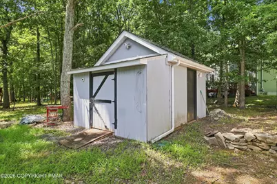  105 Ledgewood Drive, East Stroudsburg, PA 18301 - Photo 33