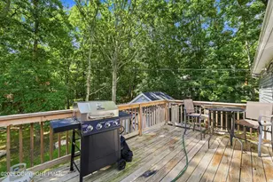 105 Ledgewood Dr, East Stroudsburg, PA 18301 - Photo 9