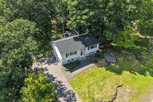 105 Ledgewood Dr, East Stroudsburg, PA 18301 - Photo 3