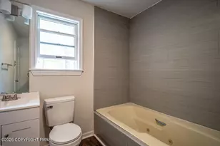 132 Cottonwood Ct, Milford, PA 18337 - Photo 19