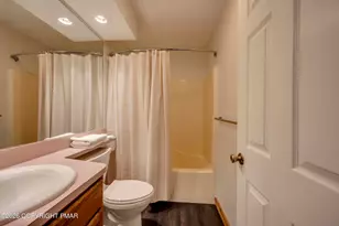 411 Hickory Dr, Tannersville, PA 18372 - Photo 21