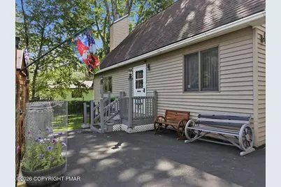 7110 Robinwood Drive, Tobyhanna, PA 18466 - Photo 3