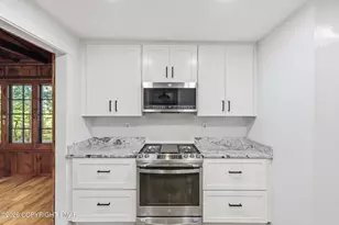 126 W West View Circle, East Stroudsburg, PA 18302 - Photo 5