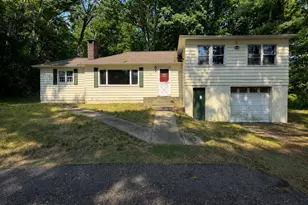 167 Independence Rd, East Stroudsburg, PA 18301 - Photo 1