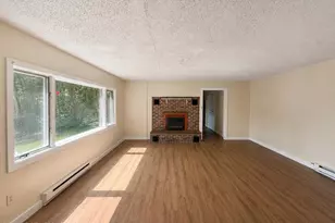 167 Independence Rd, East Stroudsburg, PA 18301 - Photo 3