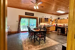 1201 Railroad Ave, Gouldsboro, PA 18424 - Photo 13