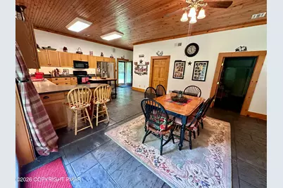  1201 Railroad Avenue, Gouldsboro, PA 18424 - Photo 9