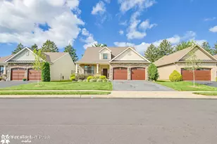 3551 Daylily Dr, Emmaus, PA 18049 - Photo 3
