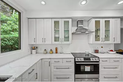  54 W Broadway, Jim Thorpe, PA 18229 - Photo 35