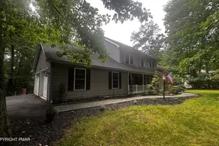 6164 Starlight Ct, Swiftwater, PA 18370 - Photo 3