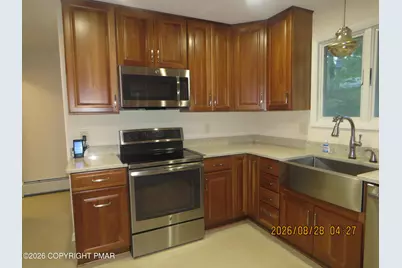  14 Bell Terrace, Stroudsburg, PA 18360 - Photo 5