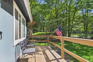 252 Pontiac Path, Pocono Lake, PA 18347 - Photo 27