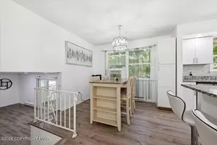 24 Tara Dr, East Stroudsburg, PA 18301 - Photo 17