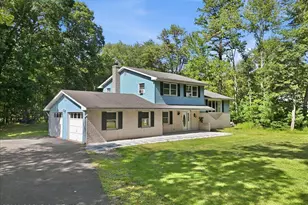 24 Tara Dr, East Stroudsburg, PA 18301 - Photo 5