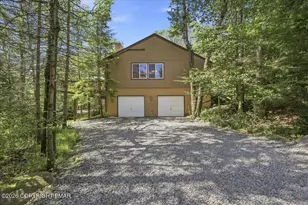 6262 Lakeview Dr, Pocono Pines, PA 18350 - Photo 27