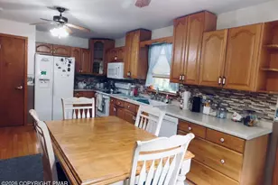 154 Lake Dr, Nesquehoning, PA 18240 - Photo 7