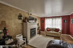5016 Foxrun Ln, Whitehall, PA 18052 - Photo 11