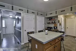 5016 Foxrun Ln, Whitehall, PA 18052 - Photo 21
