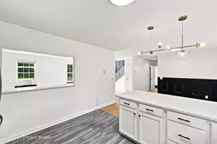 1123 Chickadee Dr, Pocono Summit, PA 18346 - Photo 13