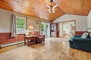 191 Hemlock Rd, Tannersville, PA 18372 - Photo 9