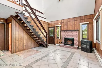  6520 Runnymeade Lane, Tobyhanna, PA 18466 - Photo 5